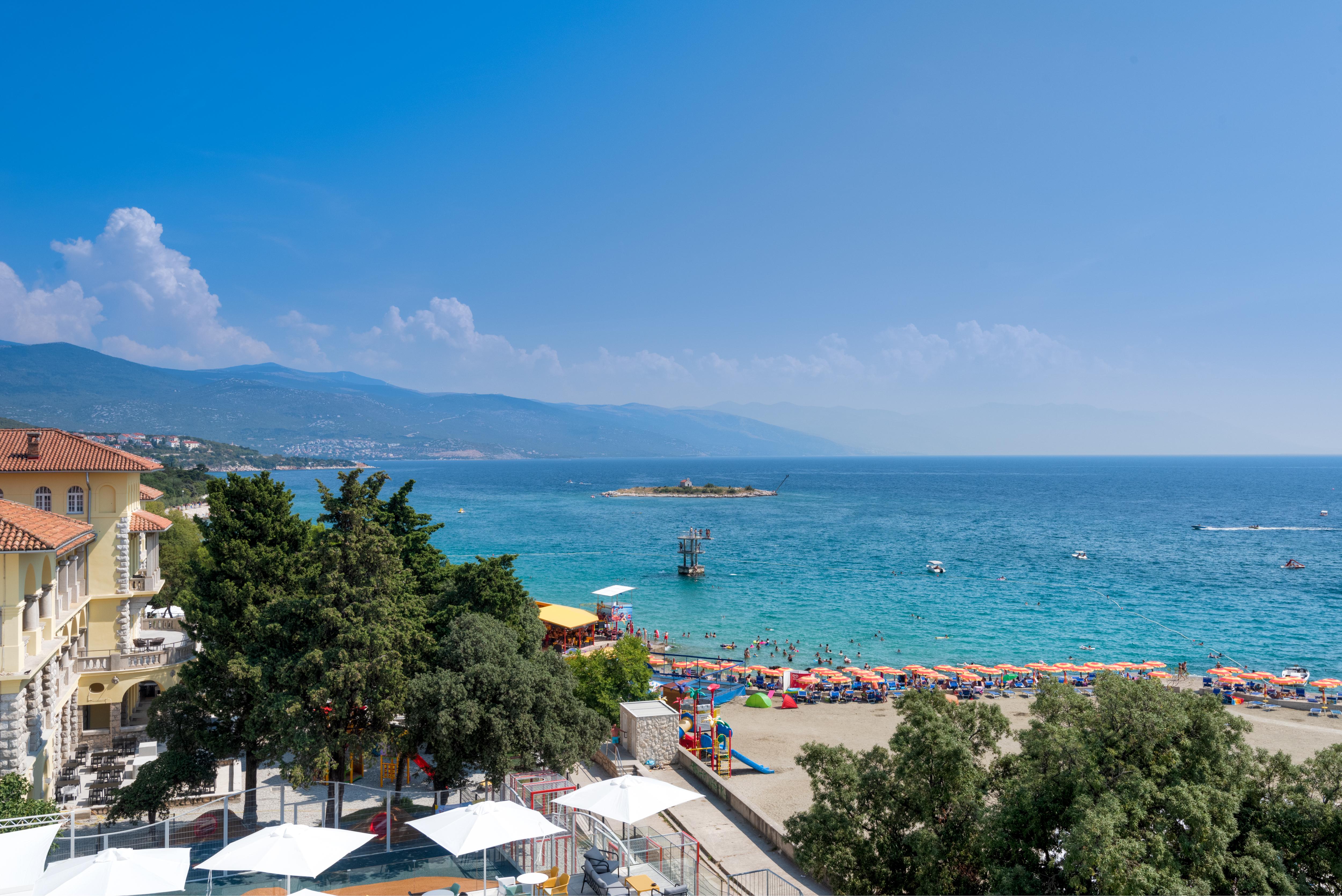 Aminess Vival Lisanj Family Hotel Нови Винодолски Екстериор снимка