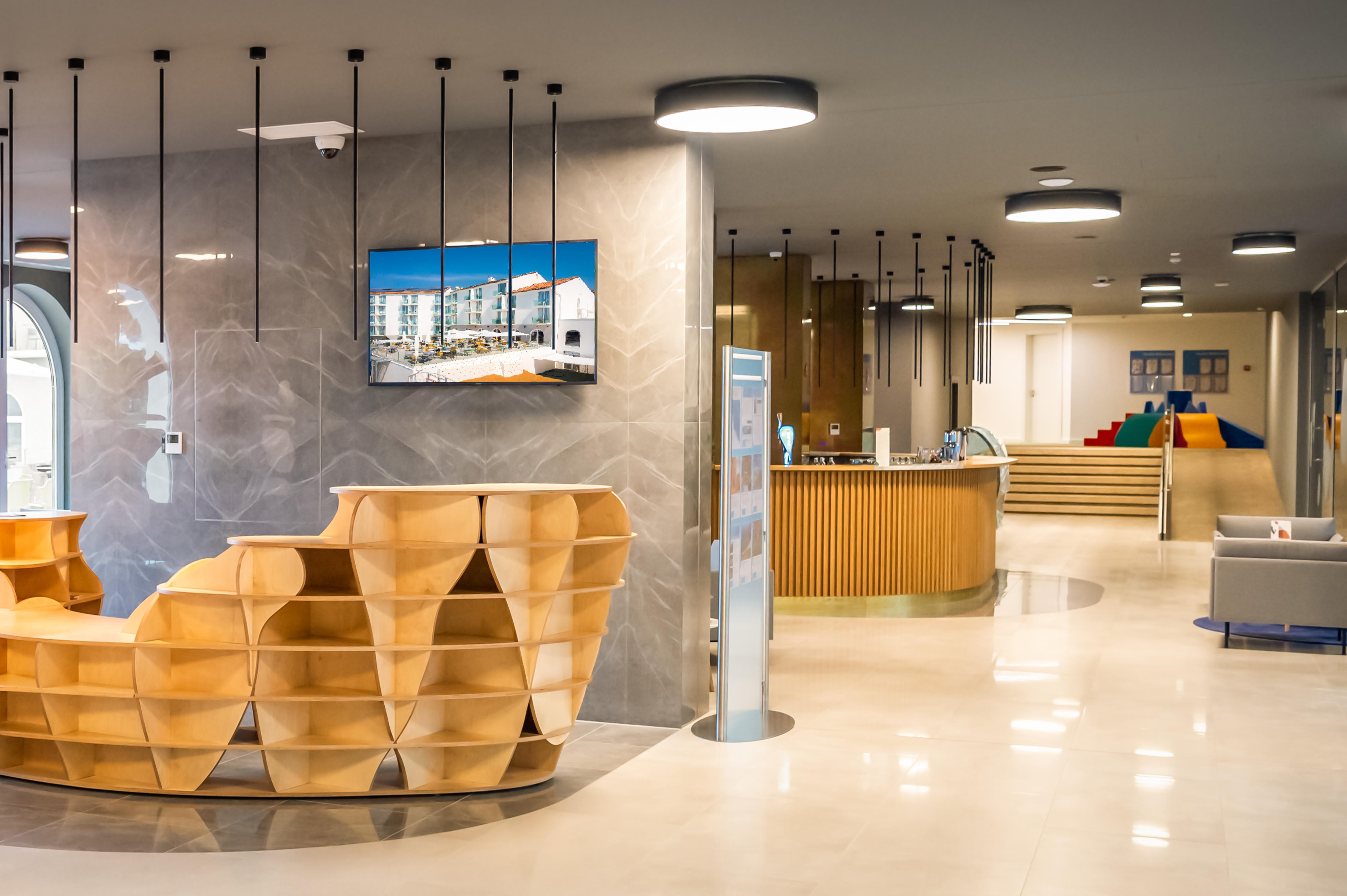 Aminess Vival Lisanj Family Hotel Нови Винодолски Екстериор снимка