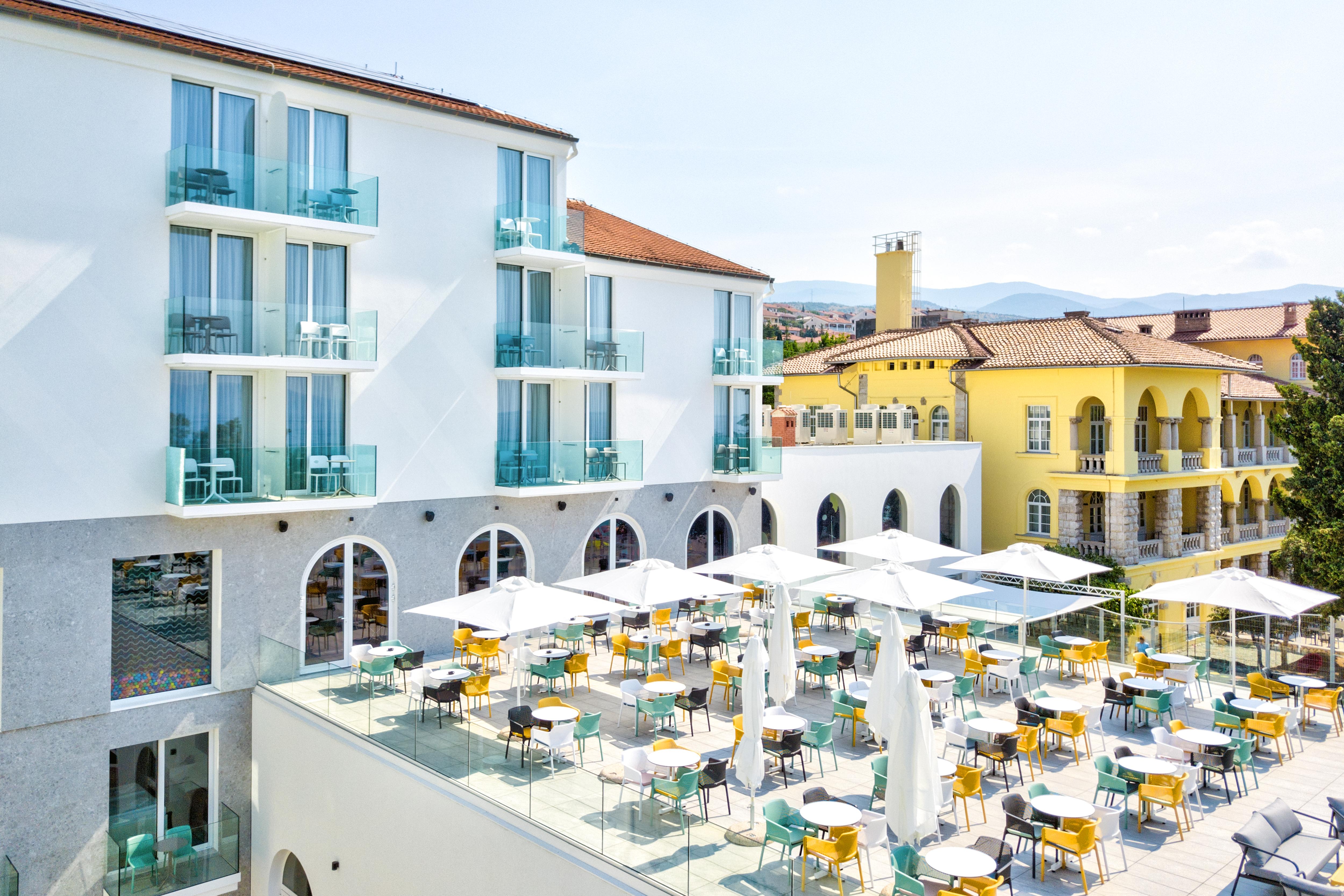 Aminess Vival Lisanj Family Hotel Нови Винодолски Екстериор снимка